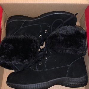 **NEW** never been worn Black Genuine Suede Uppers